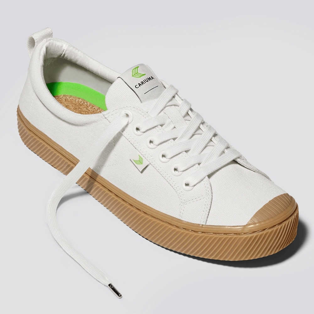 CARIUMA Unisex OCA Low Gum Off-White Canvas Sneaker